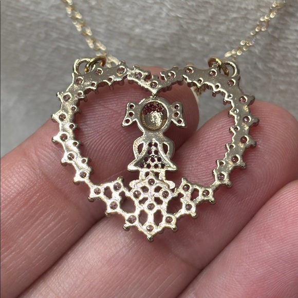 NEW Pink and Clear AAA CZ Girl Pendant & Necklace 18k Gold Filled - Picture 5 of 5